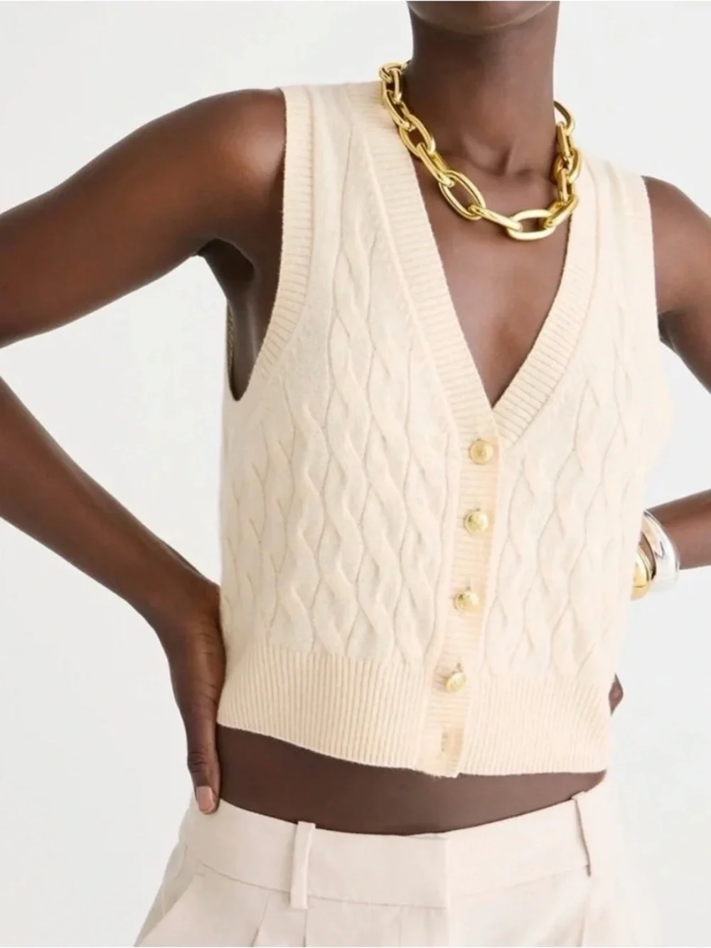 J.Crew 100% Cashmere Cable Knit Sweater Vest Cream Gold Button V-Neck Women's S